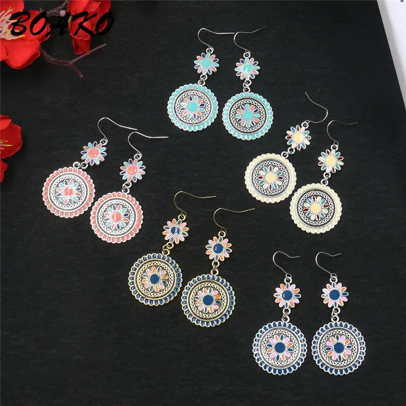 BOAKO 1Pair Boho Ethnic Dangle Drop Earrings Vintage Flower India Oil Drop Hanging Earring for Women Bohemian Statement Jewelry
BOAKO 1Pair Boho Ethnic Dangle Drop Earrings Vintage Flower India Oil Drop Hanging Earring for Women Bohemian Statement Jewelry