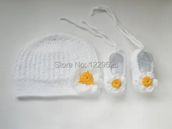 baby crochet set Baby girl white flower hat White girl hat Baby gift shoes hat