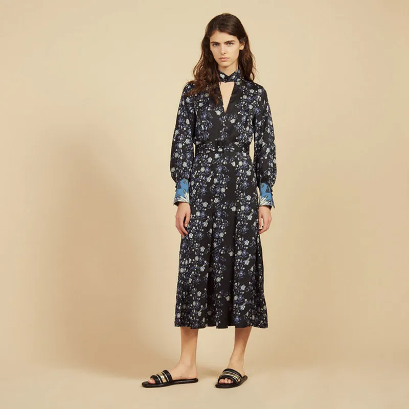 Women Flower Print Long Sleeve Backless Long Dress V Neck Tie Neck Elegant Party Dress
Women Flower Print Long Sleeve Backless Long Dress V Neck Tie Neck Elegant Party Dress