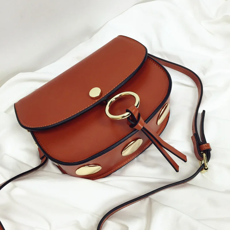 2017 Sale New Arrival Pocket Polyester Unisex Hard Solid Pig Bag Simple Single Shoulder Crossbody Retro Saddle Mini Ladies Buns
2017 Sale New Arrival Pocket Polyester Unisex Hard Solid Pig Bag Simple Single Shoulder Crossbody Retro Saddle Mini Ladies Buns