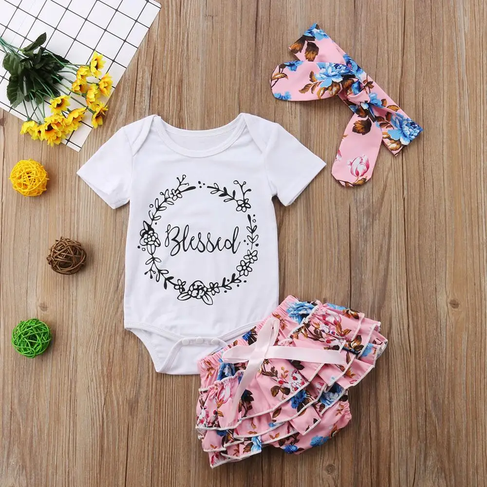 Summer Newborn Baby Girls Blessed Outfits Short Sleeve letter Print Romper Floral Ruffle Shorts Headband 3PCS Set Clothes
Summer Newborn Baby Girls Blessed Outfits Short Sleeve letter Print Romper Floral Ruffle Shorts Headband 3PCS Set Clothes