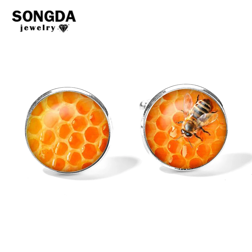 SONGDA Chic Honey Cufflinks Hexagon Comb Hive & Bee Art Cuff Links Personalized Gifts for Men Boyfriend You are My Honey Jewelry
SONGDA Chic Honey Cufflinks Hexagon Comb Hive & Bee Art Cuff Links Personalized Gifts for Men Boyfriend You are My Honey Jewelry