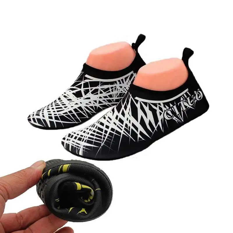 2017 Quick Dry Boys Shoes Geometric Pattern Sport Running Anti-slip Swimming Pool/Beach Girls Sandy beach Couples Shoe Sneakers
2017 Quick Dry Boys Shoes Geometric Pattern Sport Running Anti-slip Swimming Pool/Beach Girls Sandy beach Couples Shoe Sneakers