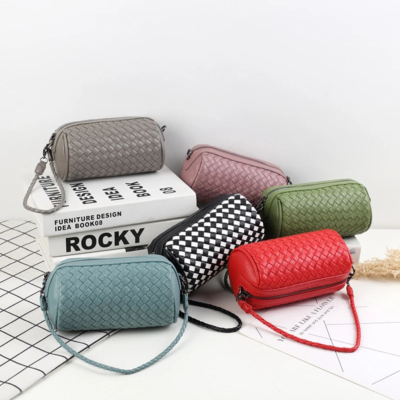 2018 new woven clutch bag Korean casual wild female Messenger bag small shoulder bag mobile phone bag purse
2018 new woven clutch bag Korean casual wild female Messenger bag small shoulder bag mobile phone bag purse