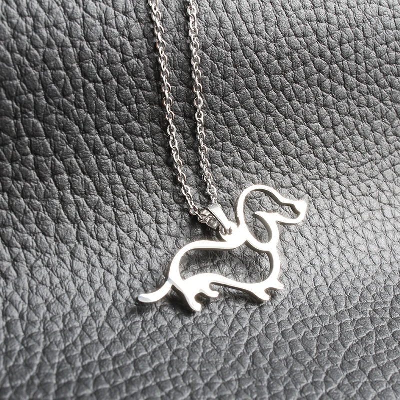 AMORUI Women Gold Silver Dachshund Chain Pendant & Necklace Dog Puppy Pet Necklaces Fashion Trendy Women Animal Pendant Collier 16