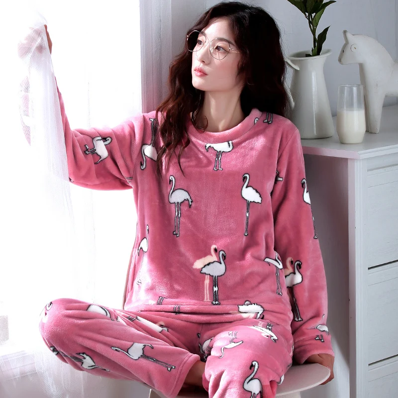 Winter Warm Flannel Young Women Sleepwear Mujer Pajamas Girl Floral Print Sweet Pajama Sets Coral Fleece Pijamas Mujer Homewear
Winter Warm Flannel Young Women Sleepwear Mujer Pajamas Girl Floral Print Sweet Pajama Sets Coral Fleece Pijamas Mujer Homewear