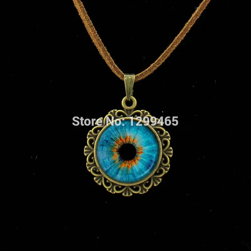 Blue Evil Eye Frost Leather Necklace Dragon eyeball Eye pendant Dragon jewelry Art pture lass cabochon dome Necklace L 078
Blue Evil Eye Frost Leather Necklace Dragon eyeball Eye pendant Dragon jewelry Art pture lass cabochon dome Necklace L 078
