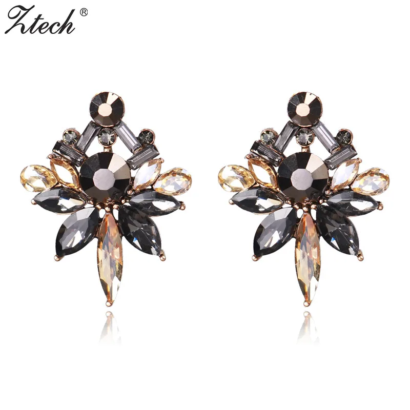 Ztech Fashion Jewelry Hot Cheap Wholesale Wedding Party Stud Earrings For Women Brand Boho Female Statement Earrings Wholesale
Ztech Fashion Jewelry Hot Cheap Wholesale Wedding Party Stud Earrings For Women Brand Boho Female Statement Earrings Wholesale