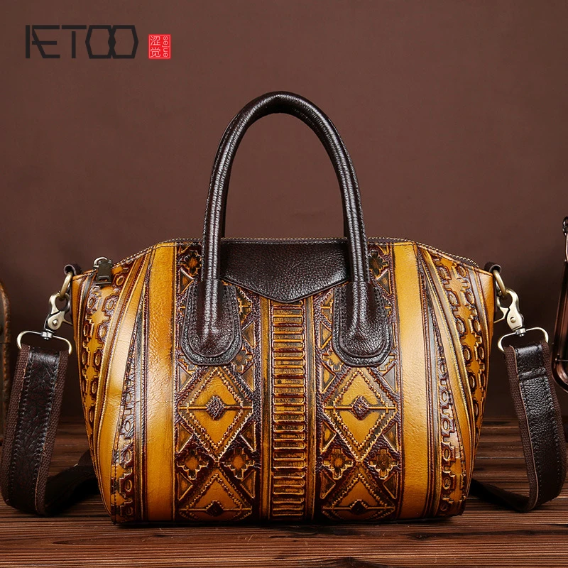 EUMOAN The new wipe the first layer of leather cowhide leather leather retro handbags oblique cross package casual postman packa
EUMOAN The new wipe the first layer of leather cowhide leather leather retro handbags oblique cross package casual postman packa
