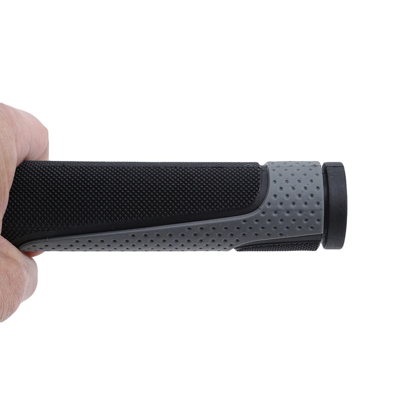 Multi-purpose Convenient Rubber Bike Grips Standard Bikes Black Round Short Mini Bicycle Handlebar Grips Bicycle Accessories
Multi-purpose Convenient Rubber Bike Grips Standard Bikes Black Round Short Mini Bicycle Handlebar Grips Bicycle Accessories