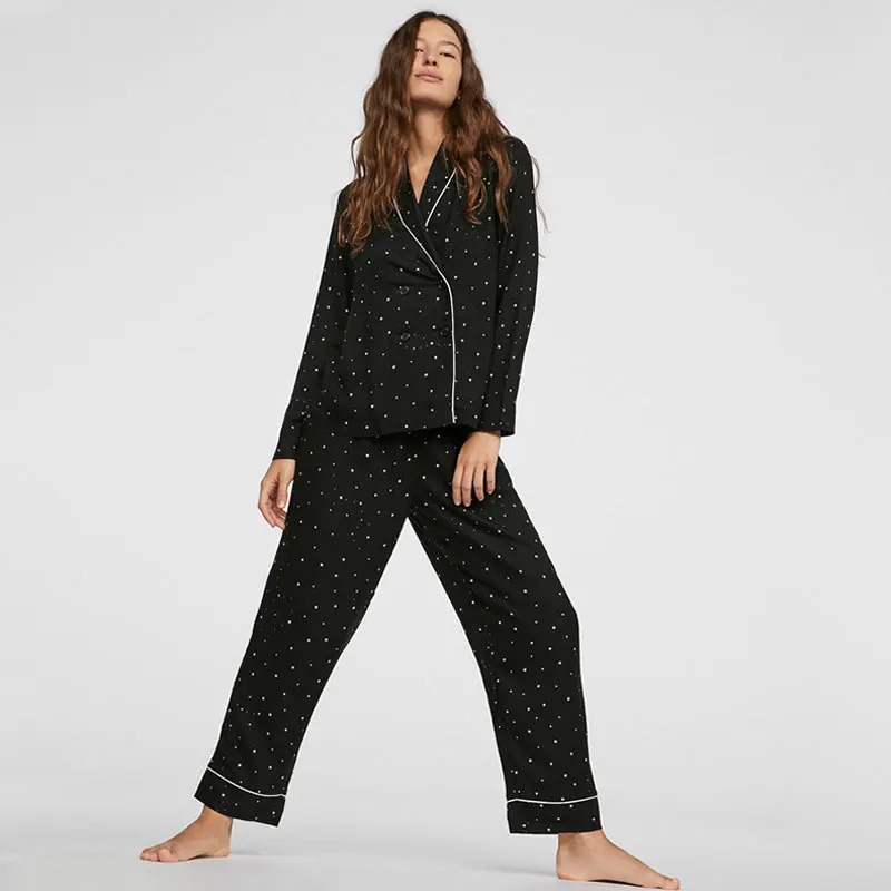 Winter New Ladies Comfortable Viscose Material Slanted Shirt-style Lactation Home Service Simple Long-sleeved Trousers Pyjamas
Winter New Ladies Comfortable Viscose Material Slanted Shirt-style Lactation Home Service Simple Long-sleeved Trousers Pyjamas