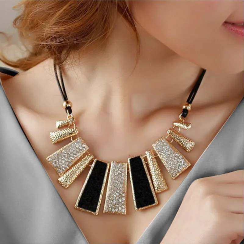 Pendant Necklace Collier Femme Fashion Statement Necklace Women 2018 Vintage Jewelry Collar Mujer Bijoux 8ND350
Pendant Necklace Collier Femme Fashion Statement Necklace Women 2018 Vintage Jewelry Collar Mujer Bijoux 8ND350