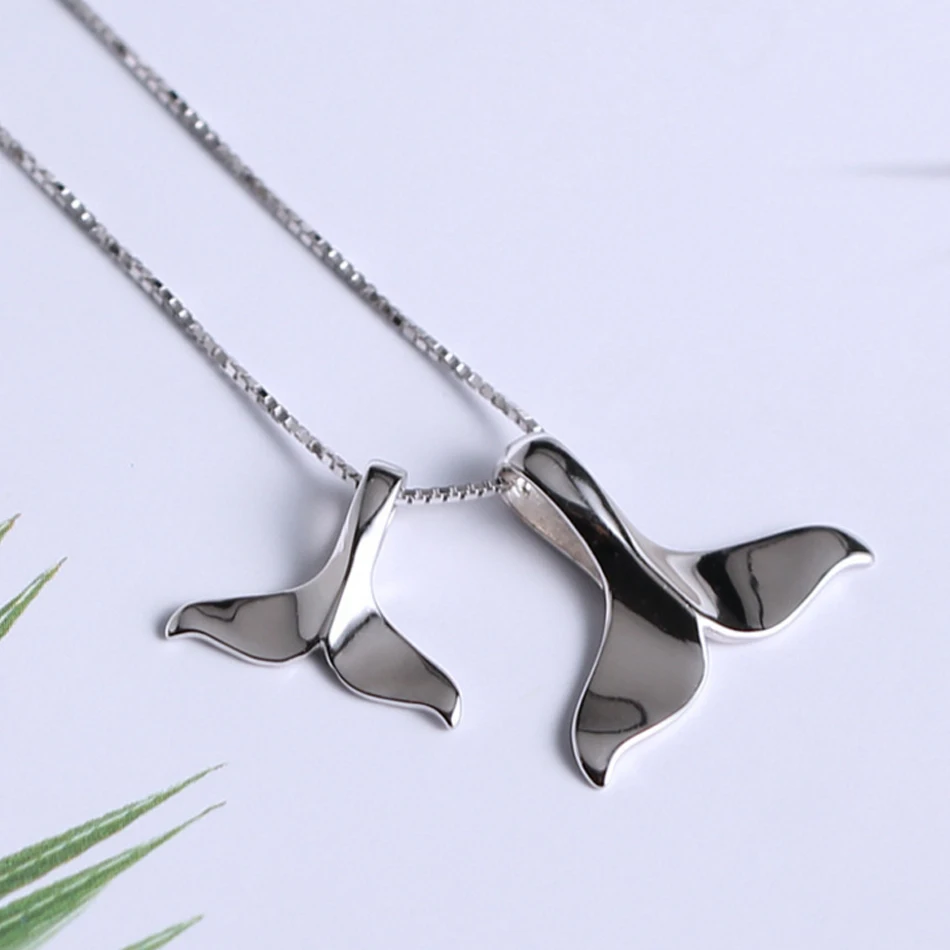 Dolphin Bay Lovers-925 Sterling Silver Dolphin Necklace Fishtail Pendant Clavicle Chain Female Ornament Creative Jewelry
Dolphin Bay Lovers-925 Sterling Silver Dolphin Necklace Fishtail Pendant Clavicle Chain Female Ornament Creative Jewelry