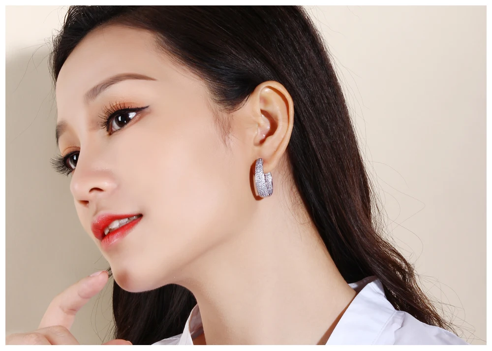gold hoop earrings 03