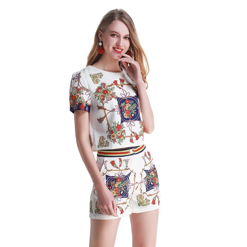 Fashion Runway Summer Women's O-Neck Blouses + Vintage Floral Print Casual Pants Sets Temperament Elegant Female Two Piece Set
Fashion Runway Summer Women's O-Neck Blouses + Vintage Floral Print Casual Pants Sets Temperament Elegant Female Two Piece Set