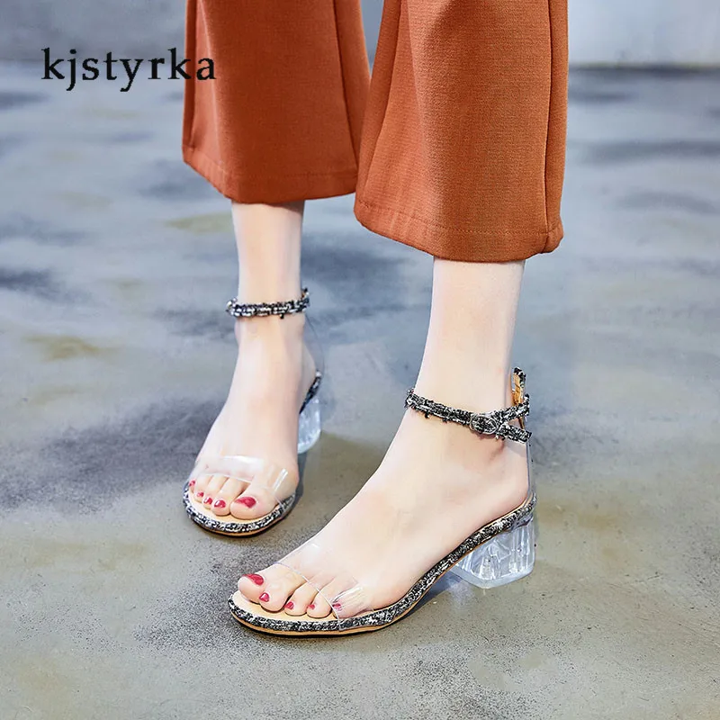 kjstyrka femme 2019 women Gladiator sandals transparent vamp open toe crystal heels 5cm Harajuku Buckle Strap shoes
kjstyrka femme 2019 women Gladiator sandals transparent vamp open toe crystal heels 5cm Harajuku Buckle Strap shoes