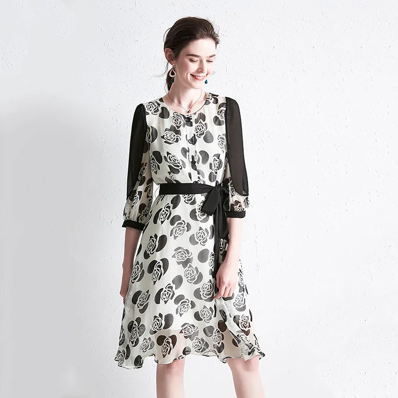 PIXY Summer White Silk Dress Midi A Line Dresses Lace Up Belt Women Casual Rose Print Elegant sukienka Chinese jurken Luxury ins
PIXY Summer White Silk Dress Midi A Line Dresses Lace Up Belt Women Casual Rose Print Elegant sukienka Chinese jurken Luxury ins