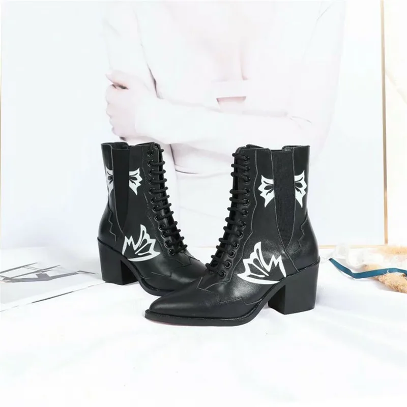 Winter Women Knight Boots Med Heel Vintage Genuine Leather Motorcycle Buckle Brand Street Snap Bottine White Black Shoes Woman
Winter Women Knight Boots Med Heel Vintage Genuine Leather Motorcycle Buckle Brand Street Snap Bottine White Black Shoes Woman