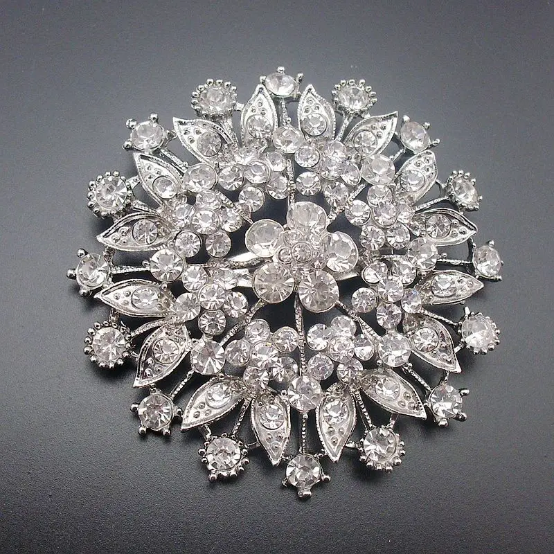 68MM 2016 Trendy Fashion New Large Charming Floral Rhinestone Brooch Pin For Wedding , Item No.: BH7376
68MM 2016 Trendy Fashion New Large Charming Floral Rhinestone Brooch Pin For Wedding , Item No.: BH7376