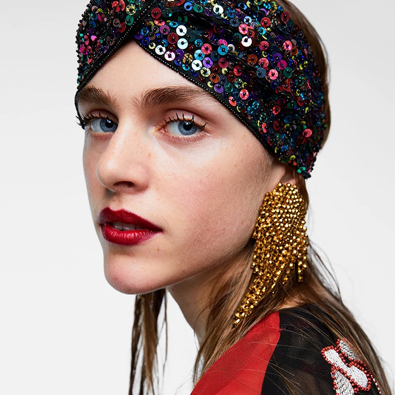 FASHIONSNOOPS 2018 Luxury Charm Maxi Tassel Earrings Women Hot Design Wedding Crystal Dangle Drop Earrings Statement Jewelry
FASHIONSNOOPS 2018 Luxury Charm Maxi Tassel Earrings Women Hot Design Wedding Crystal Dangle Drop Earrings Statement Jewelry