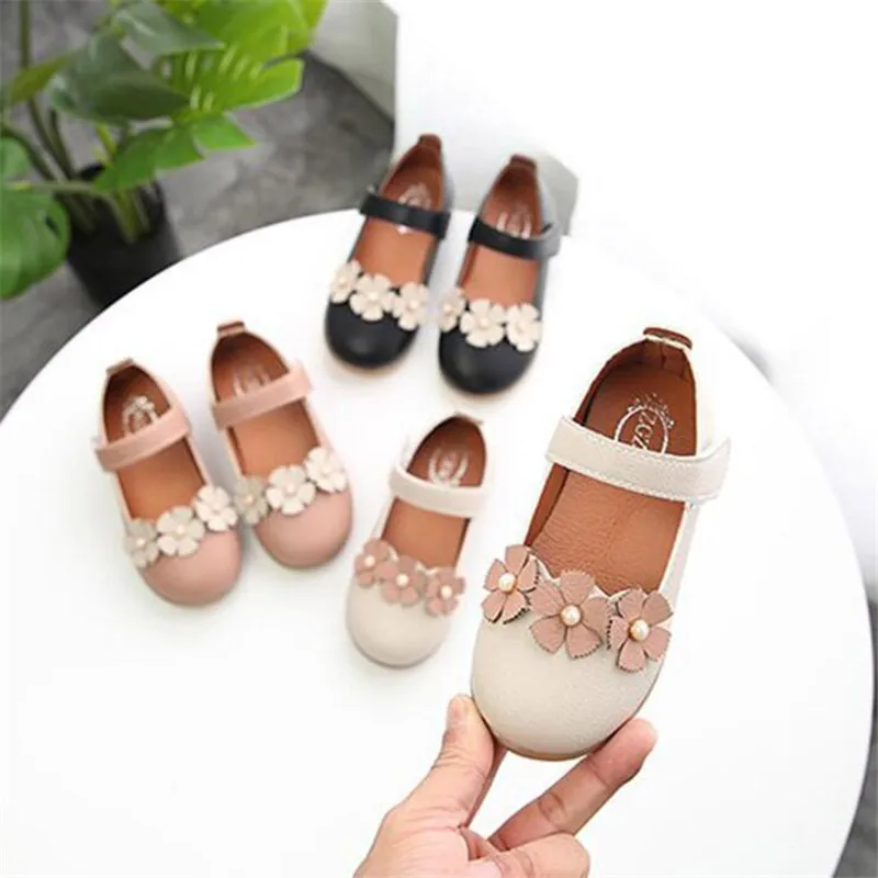 2019 new Children girls PU leather Flower shoes Girls princess Shoes Flat casual dance Shoes 21-30 black beige pink
2019 new Children girls PU leather Flower shoes Girls princess Shoes Flat casual dance Shoes 21-30 black beige pink