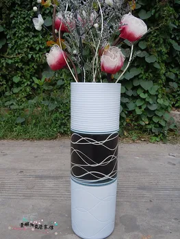 Jingdezhen High Temperature Manual Drawing and Carving Large Flower Vases on the Ground
Jingdezhen High Temperature Manual Drawing and Carving Large Flower Vases on the Ground
