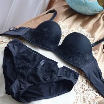Sexy Ladies Black Bra set Chromophous elizabeth embroidery ABC Cup 32-36 thin thick slip-resistant silica gel underwear Lace bra
Sexy Ladies Black Bra set Chromophous elizabeth embroidery ABC Cup 32-36 thin thick slip-resistant silica gel underwear Lace bra