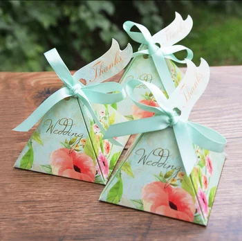 50 pcs Hot! Green Gift Box Bomboniera Bowknot Ribbon Style Triangular Pyramid Wedding Favors Paper Candy Boxes Party Supplies
50 pcs Hot! Green Gift Box Bomboniera Bowknot Ribbon Style Triangular Pyramid Wedding Favors Paper Candy Boxes Party Supplies