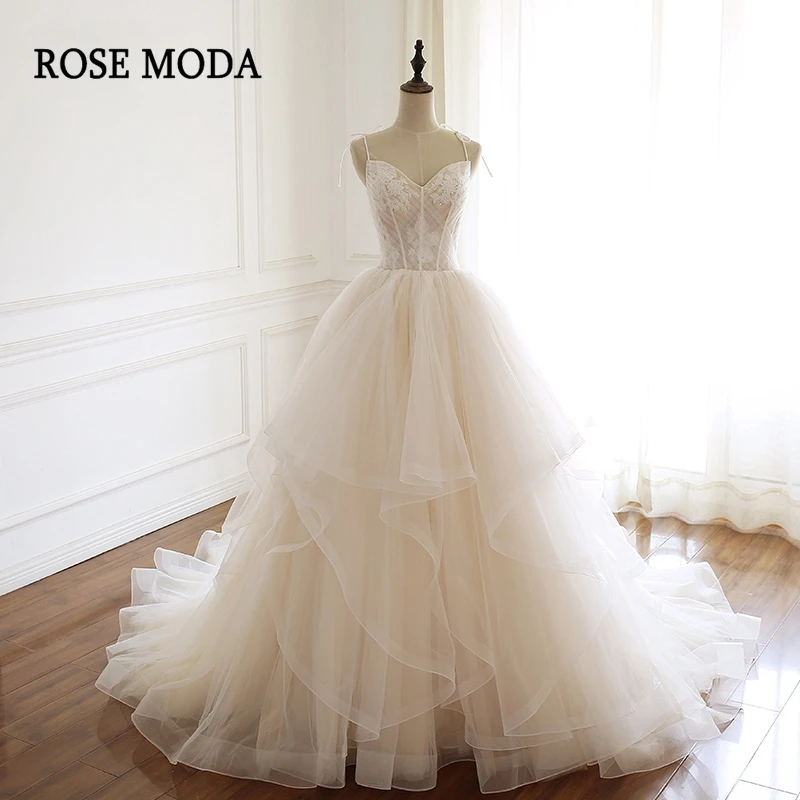 Rose Moda V Neck Princess Wedding Dresses 2019 Tulle Bridal Dresses with Lace Corset Back Real Photos
Rose Moda V Neck Princess Wedding Dresses 2019 Tulle Bridal Dresses with Lace Corset Back Real Photos