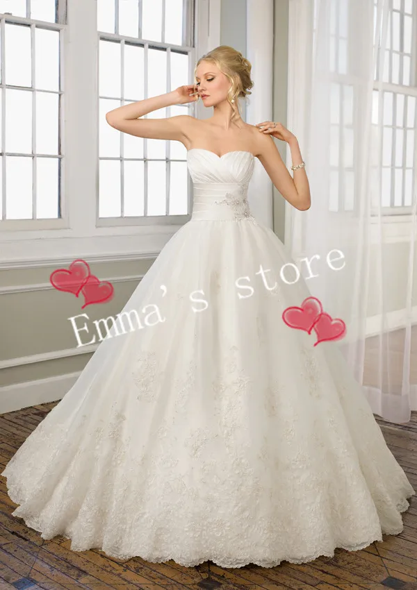 MORI-New Style Free Shipping Fashion Custom Made 2013 Elegant A-Line Sweetheart Floor Length Court Lace Wedding Bridal Dresses G
MORI-New Style Free Shipping Fashion Custom Made 2013 Elegant A-Line Sweetheart Floor Length Court Lace Wedding Bridal Dresses G