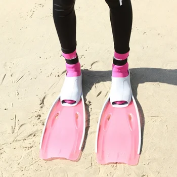 Snorkel Swim Fins Neoprene Swimming Flipper Anti-slip Diving Fins For Adults Neoprene Flippers For Snorkeling Surfing
Snorkel Swim Fins Neoprene Swimming Flipper Anti-slip Diving Fins For Adults Neoprene Flippers For Snorkeling Surfing