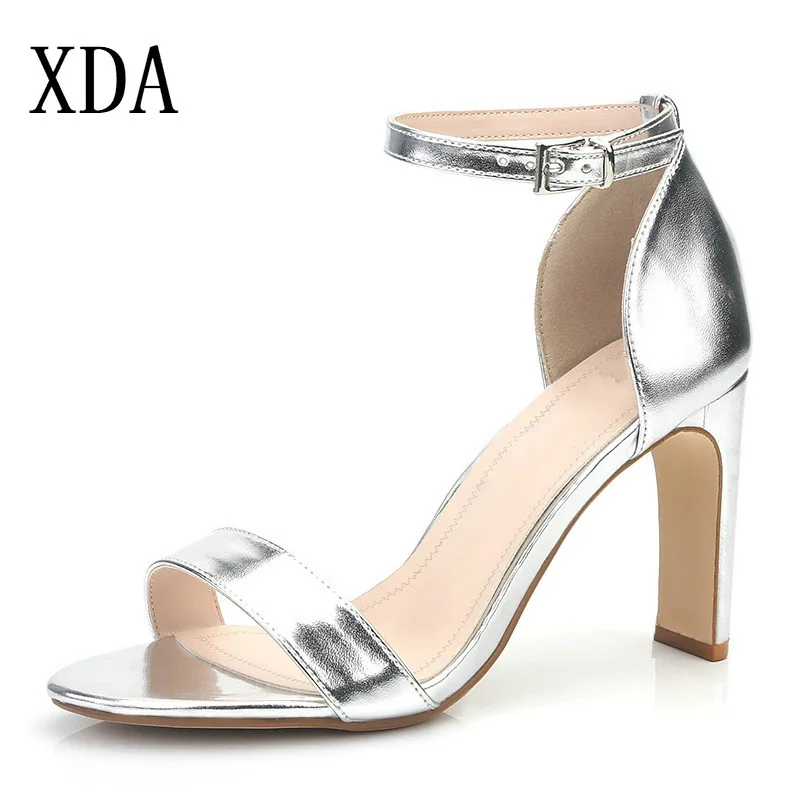 XDA 2019 Best Selling Women Sandals New Sexy Open Toe Word Buckle super high Heel sandal Fashion Gold Silver Party Shoes L306
XDA 2019 Best Selling Women Sandals New Sexy Open Toe Word Buckle super high Heel sandal Fashion Gold Silver Party Shoes L306