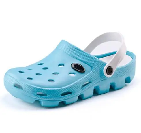 New women sandals femal hole slippers couple sandals mules and clogs garden shoes for girls women breathable beach shoes
New women sandals femal hole slippers couple sandals mules and clogs garden shoes for girls women breathable beach shoes