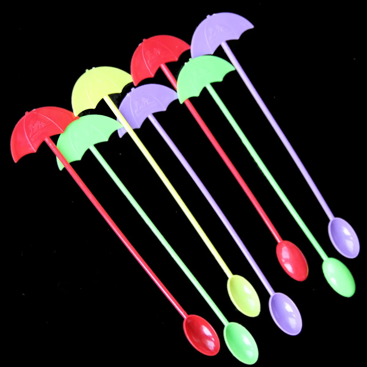20pcs/lot Umbrella Plastic Disposable Mixing Coffee Stirring Spoon Cute Cocktail Tea Milk Long Mixing Stirring Rod Kitchen Bar
20pcs/lot Umbrella Plastic Disposable Mixing Coffee Stirring Spoon Cute Cocktail Tea Milk Long Mixing Stirring Rod Kitchen Bar