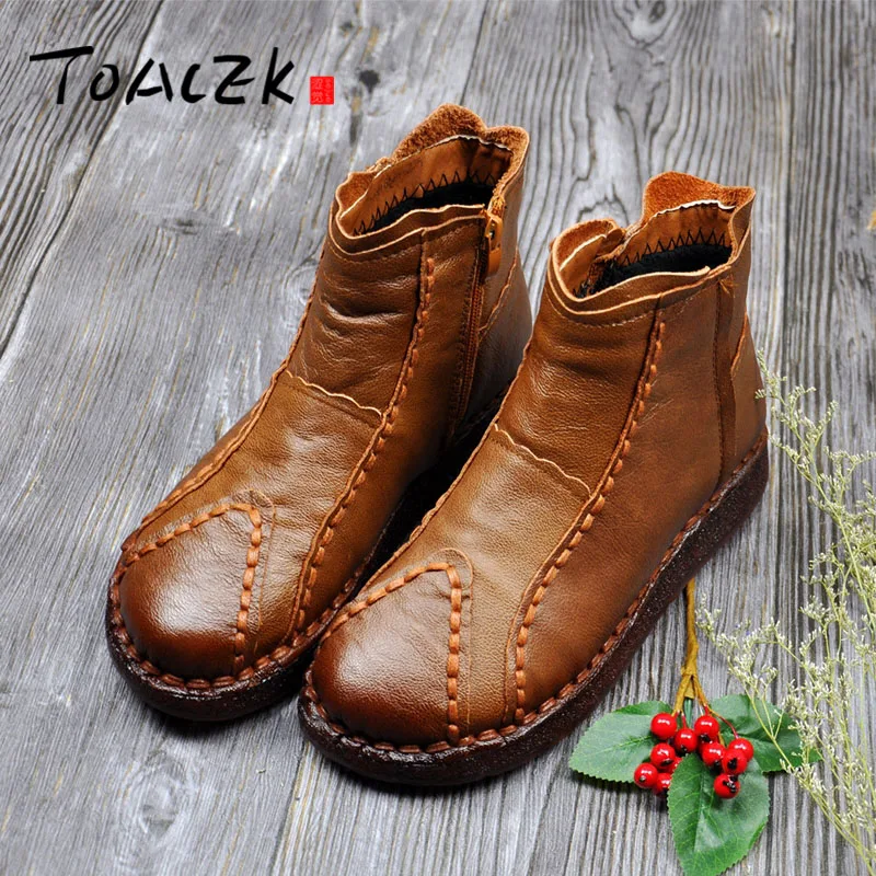 Genuine leather boots hand-made calfskin short boots winter warm cotton shoes flat bottom snowshoes
Genuine leather boots hand-made calfskin short boots winter warm cotton shoes flat bottom snowshoes
