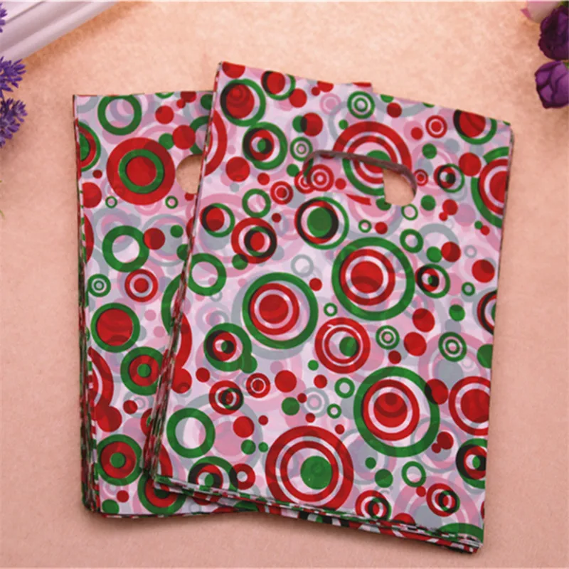 2021 Hot Sale New Design Wholesale 100pcs/lot 15*20cm Colorful Bubble Shopping Bags With Handles Plastic Gift Packaging Bags
2021 Hot Sale New Design Wholesale 100pcs/lot 15*20cm Colorful Bubble Shopping Bags With Handles Plastic Gift Packaging Bags