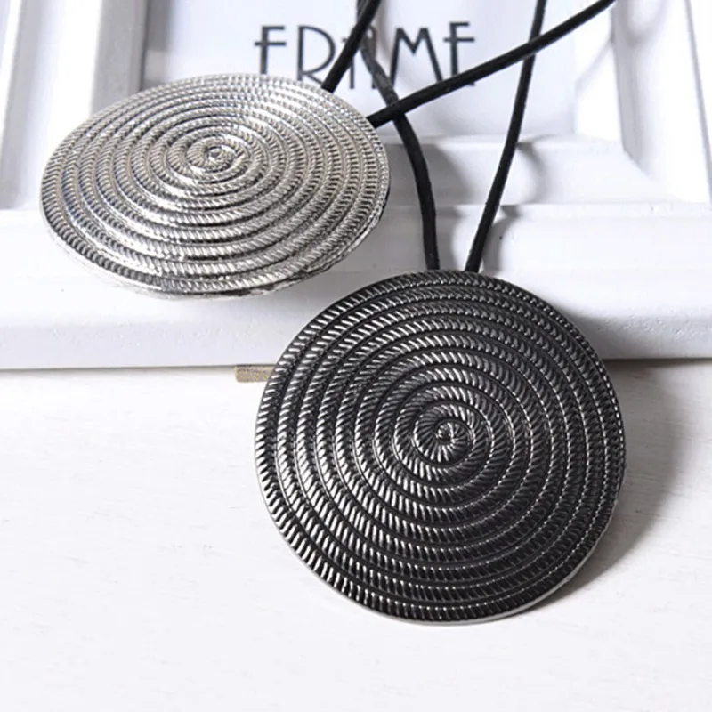 Curtain Decorative Accessories Metallic Circle Magnetic Buckle Magnet Curtain Tieback Clip Window Tassels Decoration Accessories
Curtain Decorative Accessories Metallic Circle Magnetic Buckle Magnet Curtain Tieback Clip Window Tassels Decoration Accessories