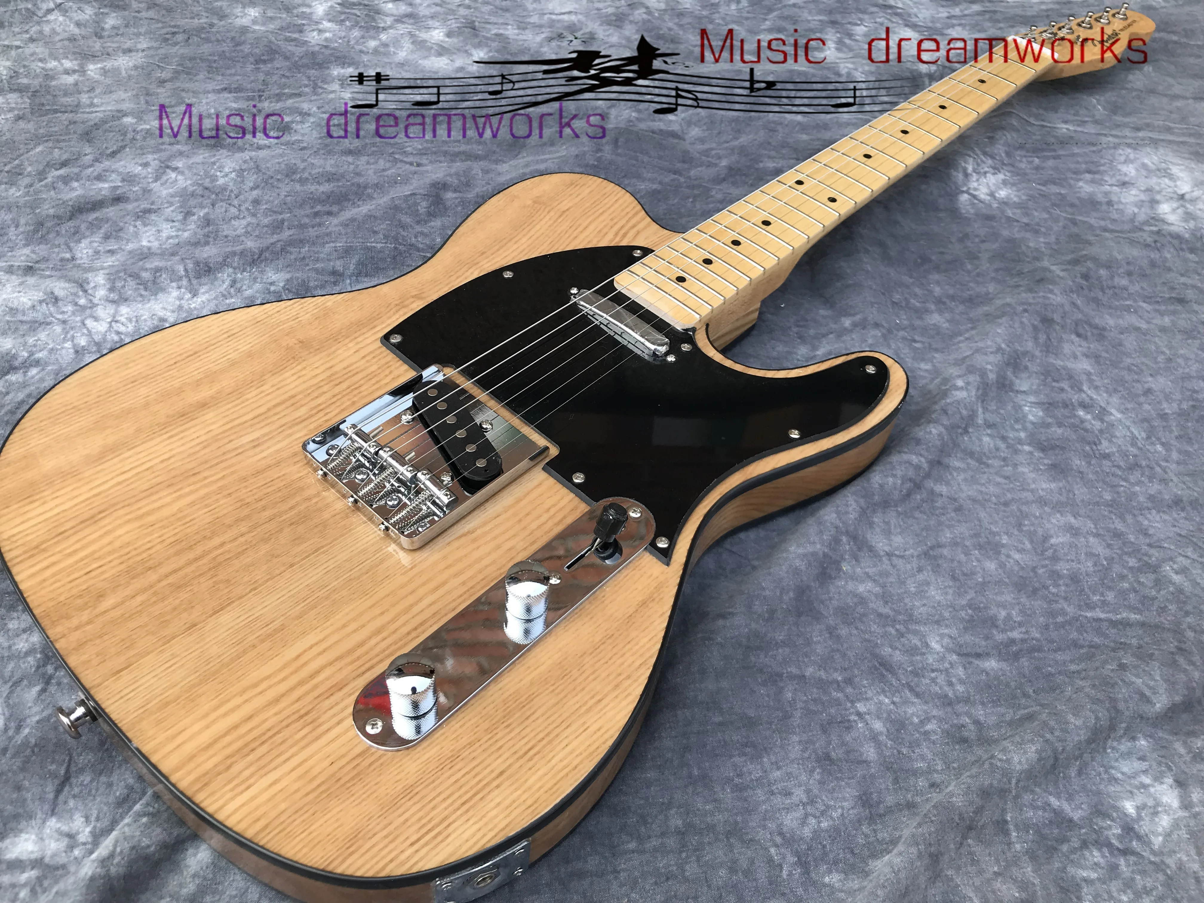China firehawk electric guitar, T1L2 alder body light color The color and logo can be changed Free shipping
China firehawk electric guitar, T1L2 alder body light color The color and logo can be changed Free shipping