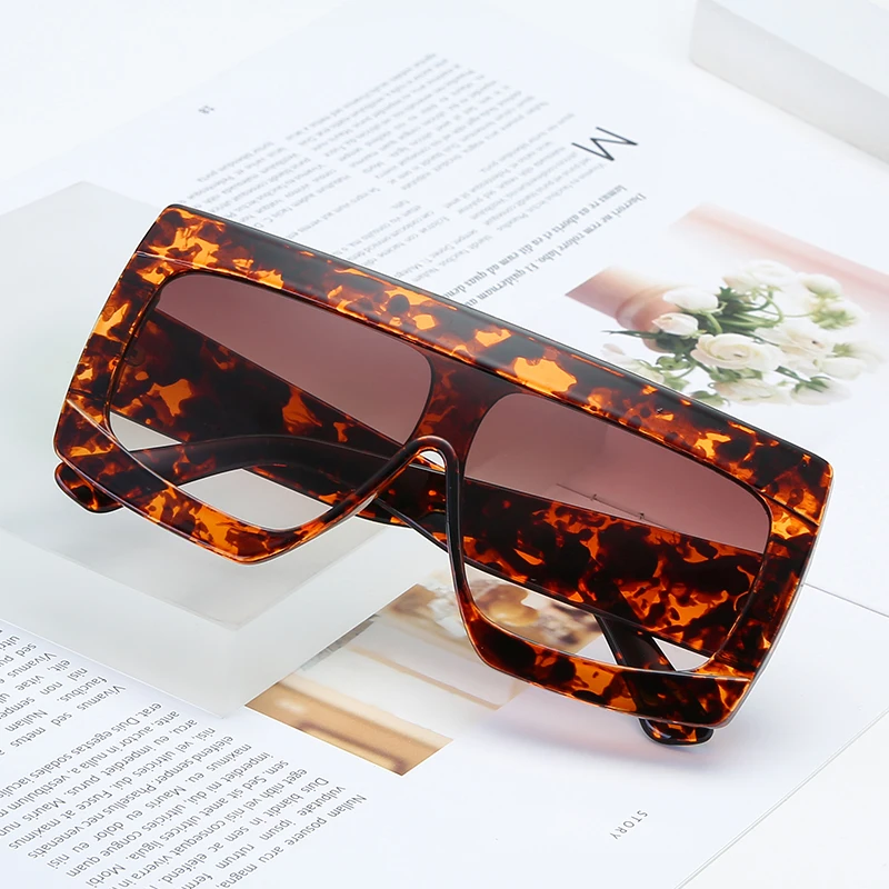 2019 New Oversized Sunglasses Women Men Big Frame Square Sun Glasses Men Brand Designer Vintage Gradient Shades UV400 Eyewear
2019 New Oversized Sunglasses Women Men Big Frame Square Sun Glasses Men Brand Designer Vintage Gradient Shades UV400 Eyewear
