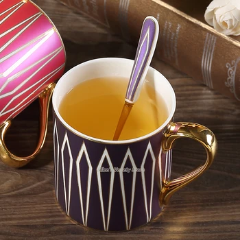 Creative Gilded Mug 350ml European Golden Ceramic Mug Porcelain Coffee Mug Bone China Milk Cup gilding Mug gold-plating Cup
Creative Gilded Mug 350ml European Golden Ceramic Mug Porcelain Coffee Mug Bone China Milk Cup gilding Mug gold-plating Cup