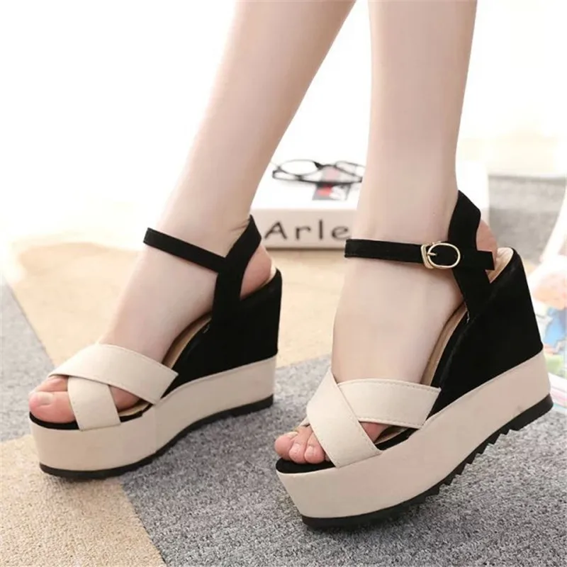 2019 Summer New Korean Version Of The Open Toe Female Sandals Muffin Thick Bottom Wedge Fashion Student Sandals