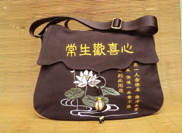 Buddhist embroidery washed Canvas bag lay monk bag Meditation package nun sachets top quality
Buddhist embroidery washed Canvas bag lay monk bag Meditation package nun sachets top quality