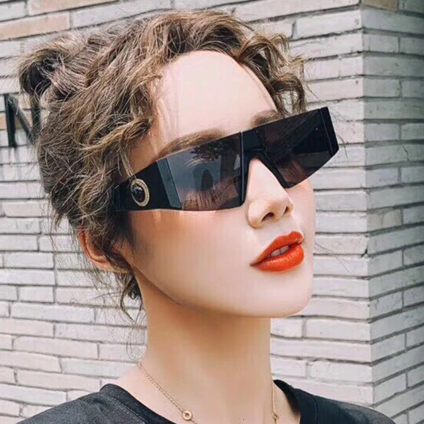 Rectangle Sunglasses Women 2019 Fashion Italy Brand Designer Red Pink Clear Small Lens Luxury Sun Glasses Driving Shades UV400
Rectangle Sunglasses Women 2019 Fashion Italy Brand Designer Red Pink Clear Small Lens Luxury Sun Glasses Driving Shades UV400