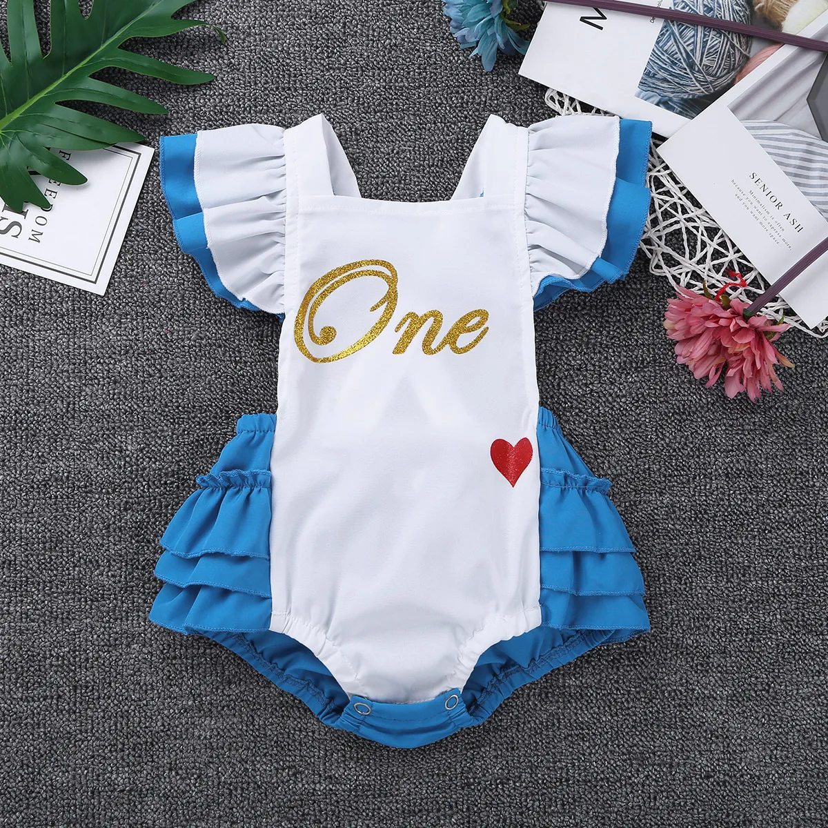 Newborns Baby Girls Fancy Clothing Flutter Sleeves Letters One Sweet-heart Pattern Romper Infantil Bebe Cosplay Party Costumes
Newborns Baby Girls Fancy Clothing Flutter Sleeves Letters One Sweet-heart Pattern Romper Infantil Bebe Cosplay Party Costumes