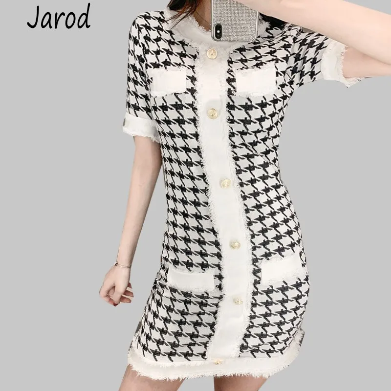 2019 New Fashion Runway Summer Dress Women Elegant Vintage Houndstooth Dresses Ladies Jacquard knitting Dress
2019 New Fashion Runway Summer Dress Women Elegant Vintage Houndstooth Dresses Ladies Jacquard knitting Dress