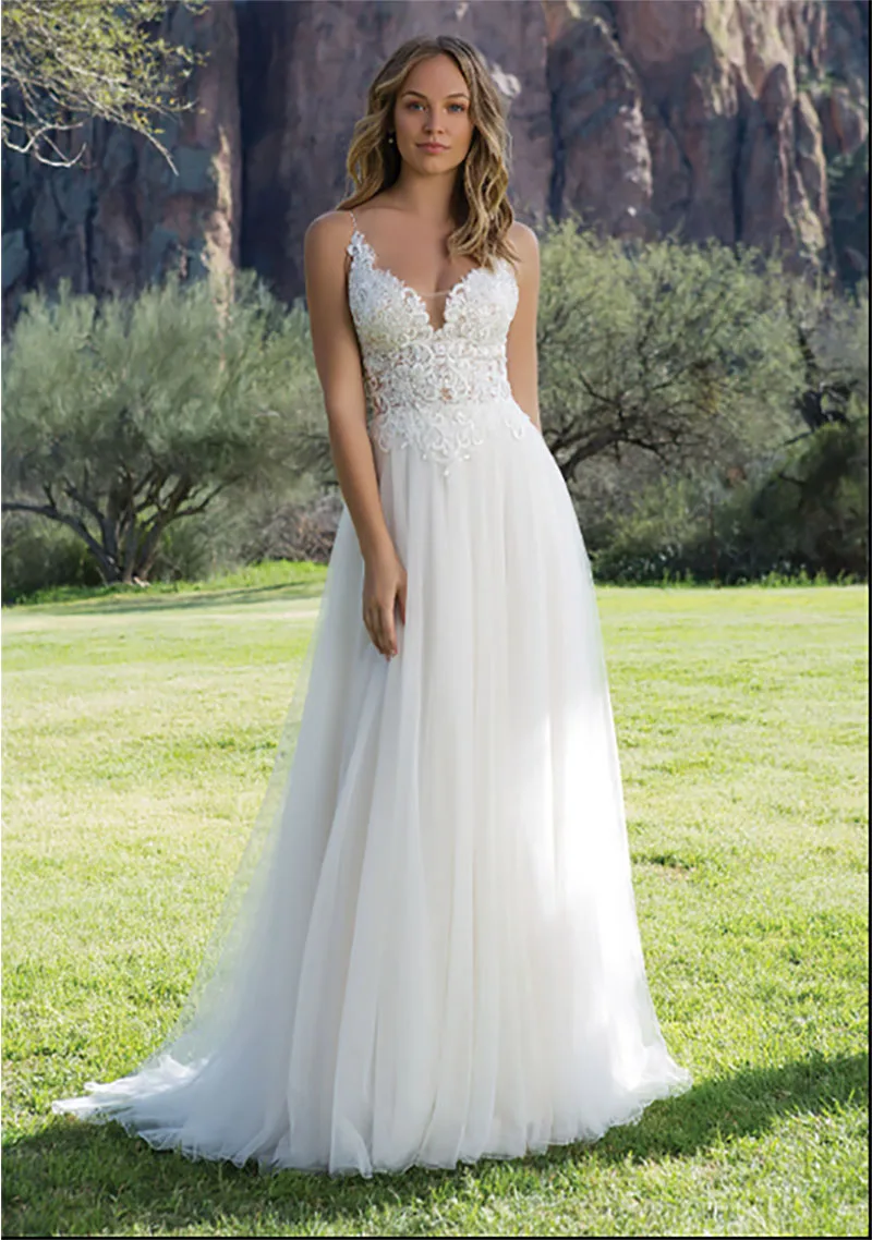 LORIE Sexy Wedding Dress Boho Spaghetti Straps White Wedding Dress Appliques Lace V Neck Princess Bride Dress Free Shipping
LORIE Sexy Wedding Dress Boho Spaghetti Straps White Wedding Dress Appliques Lace V Neck Princess Bride Dress Free Shipping