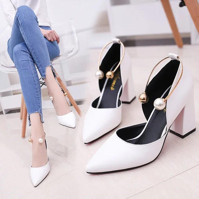 Temperament elegant pearl high heels 2019 summer new white thick with female sandals hollow simple sandals sexy womens shoes
Temperament elegant pearl high heels 2019 summer new white thick with female sandals hollow simple sandals sexy womens shoes