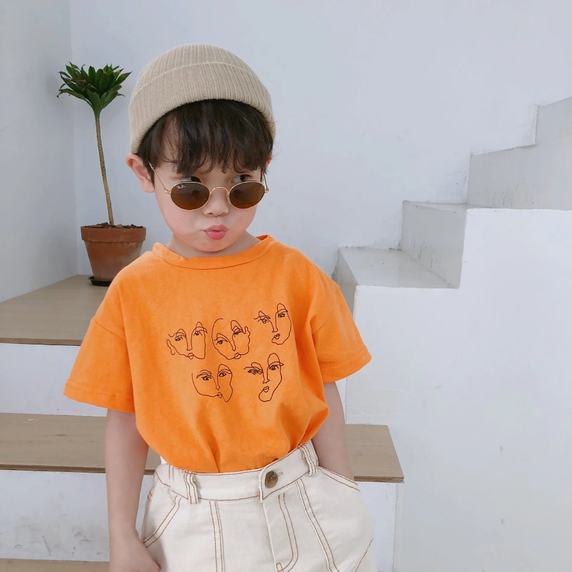 Summer 2019 boys girls cartoon face short sleeve T shirts kids pure cotton loose casual clothes Tees 1-6Y
Summer 2019 boys girls cartoon face short sleeve T shirts kids pure cotton loose casual clothes Tees 1-6Y