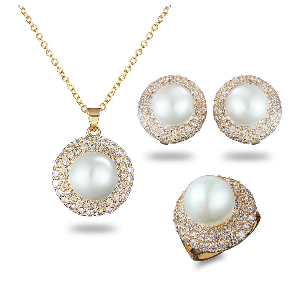 South Korea noble jewelry bride pearl jewelry set 18 carat gold earrings zircon three piece gift
South Korea noble jewelry bride pearl jewelry set 18 carat gold earrings zircon three piece gift