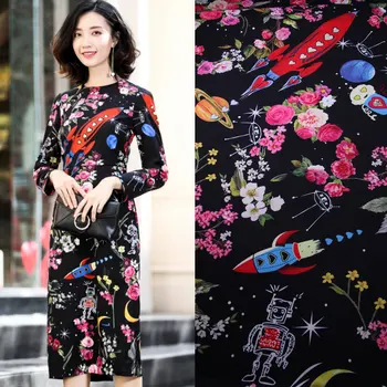 1.7meter 1 piece space and rocket printed stretch polyester fabric tissue,women cady dress floral print fabric DIY clothing
1.7meter 1 piece space and rocket printed stretch polyester fabric tissue,women cady dress floral print fabric DIY clothing